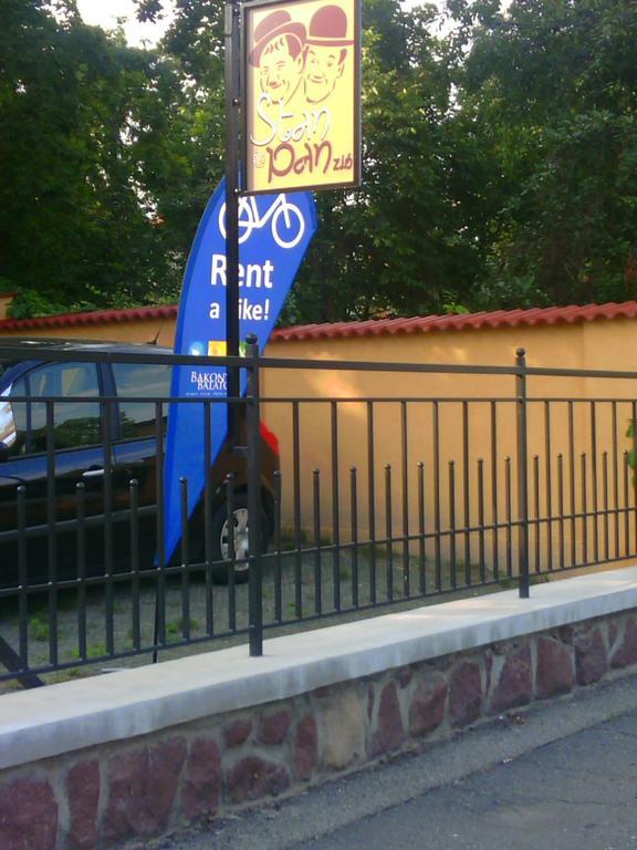 Stan Es Panzio Bed & Breakfast Balatonalmádi Exterior foto